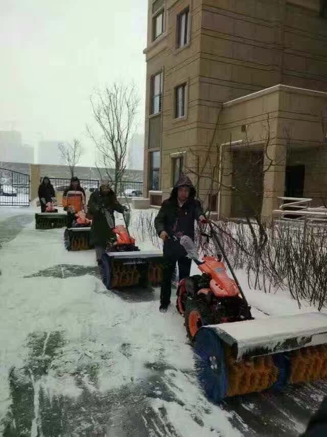 掃雪車(chē)